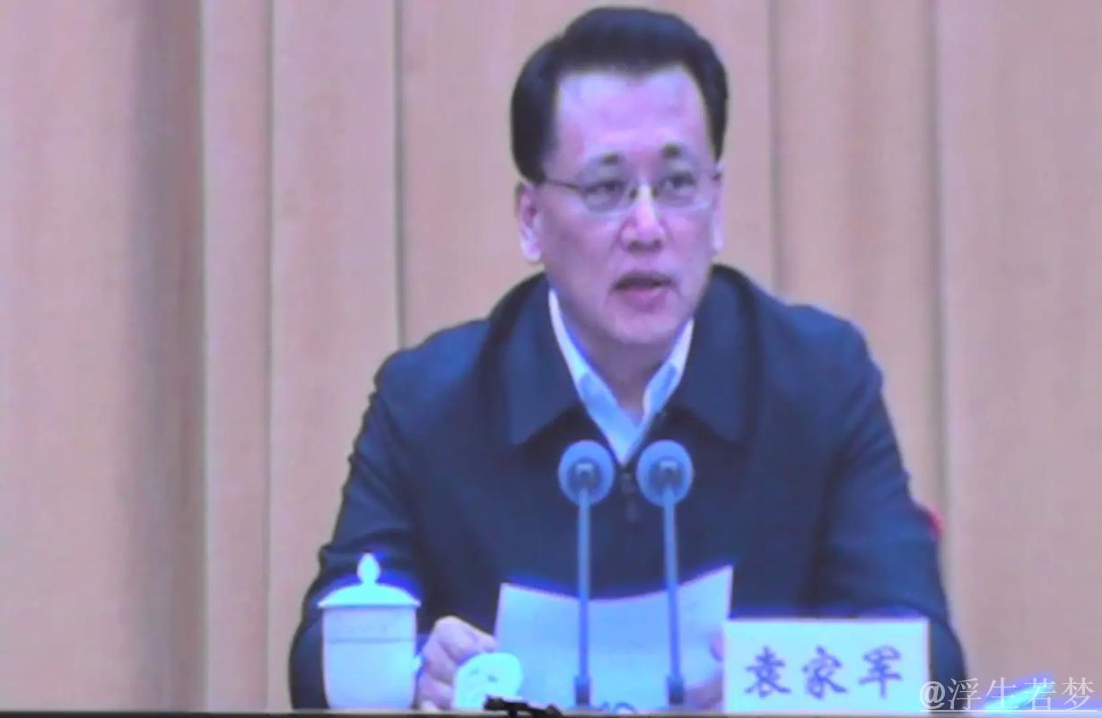 在广阔舞台上大显身手（评论员观察）——促进民营经济高质量发展②